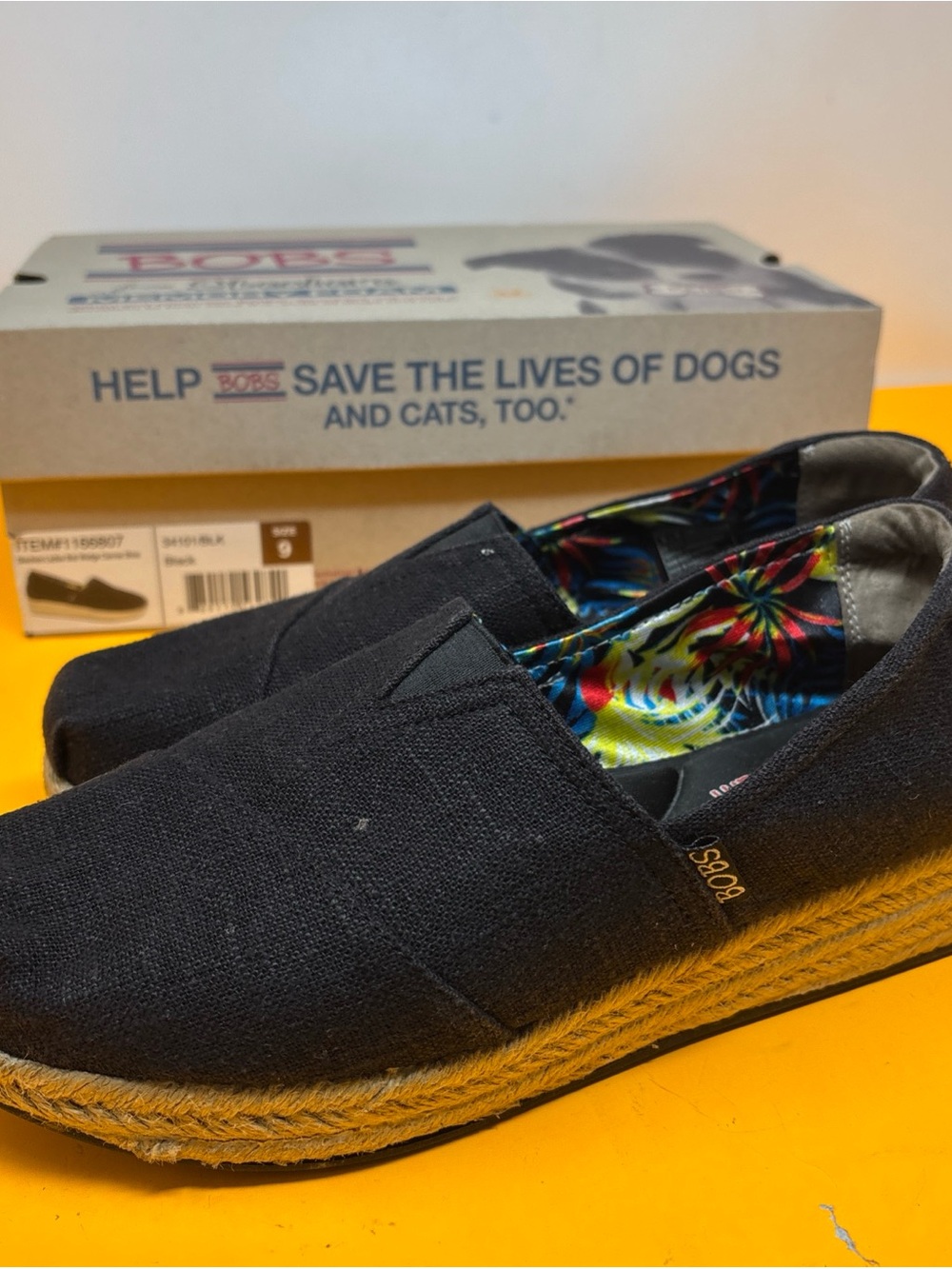 Sz 9 Skechers BOBS Black Canvas Slip-On Espadrille with Colorful Floral Lining - Picture 15 of 16